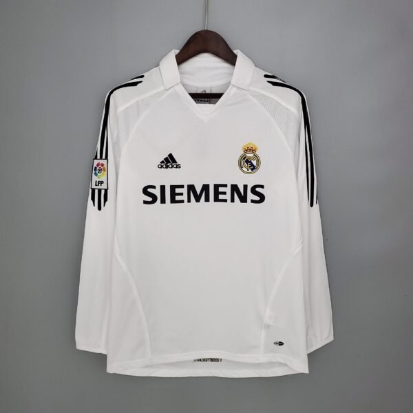 Inter Milan away shirt for the 2010-2011 season